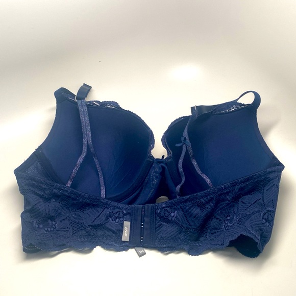 Bra - Picture 2 of 3